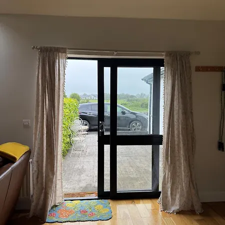 The Rose & Pearl Retreat *