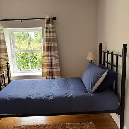 The Rose & Pearl Retreat