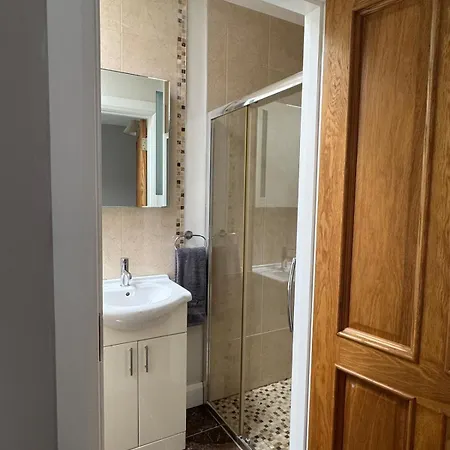 The Rose & Pearl Retreat *