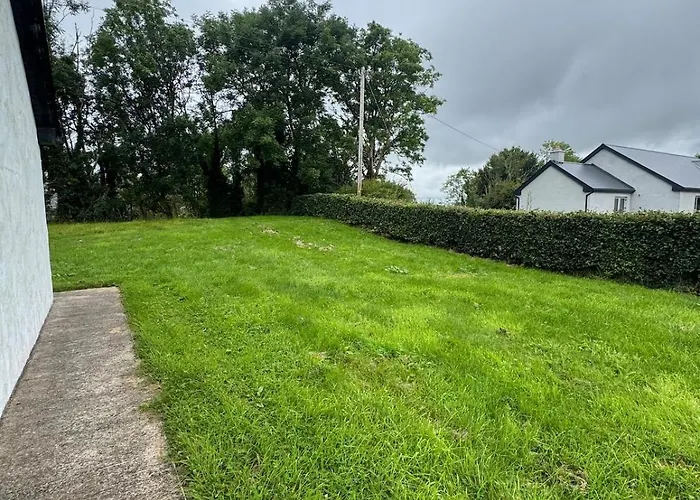 The Rose & Pearl Retreat *